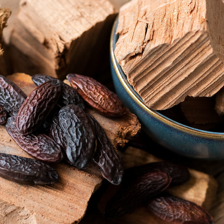 TONKA AND OUD – HaveAcandle